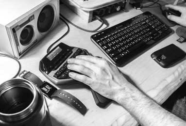 意甲媒体透露：巴黎圣日耳曼准备报价莱奥，米兰俱乐部目前还没有回应此事